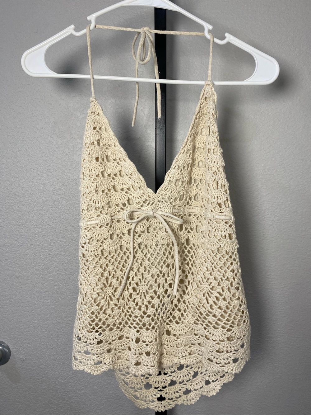 Newport News Cream Crochet Tank Top